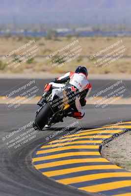 media/Oct-08-2022-SoCal Trackdays (Sat) [[1fc3beec89]]/Turn 11 Backside (1145am)/